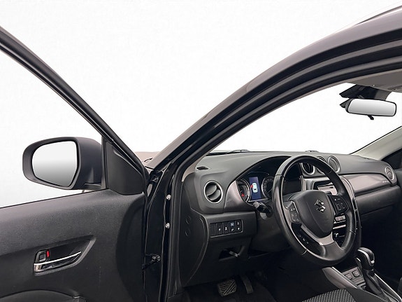 Suzuki Vitara 10 of 30