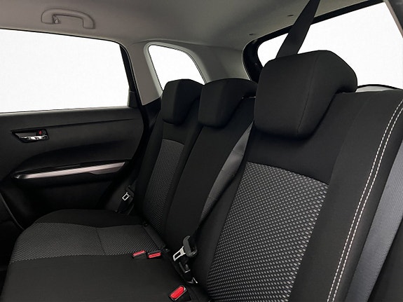 Suzuki Vitara 22 of 30