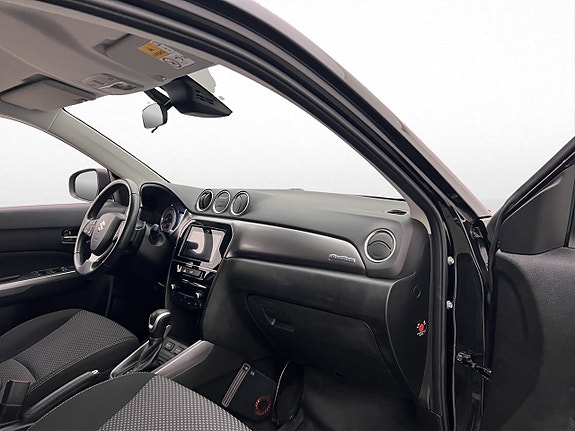 Suzuki Vitara 24 of 30