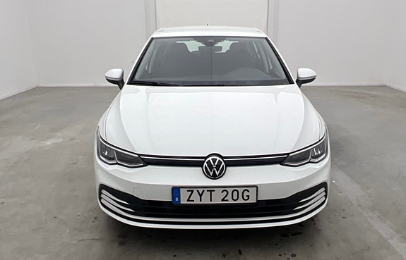 Volkswagen Golf VIII 6 of 13