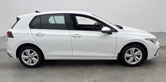 Volkswagen Golf VIII 8 of 13