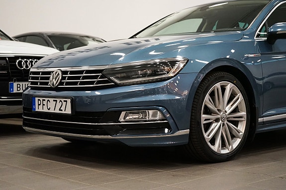 Volkswagen Passat 4 of 18
