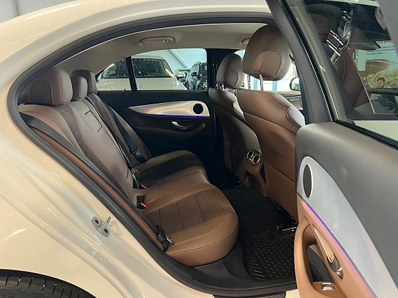 Mercedes-Benz E200 d 13 of 17