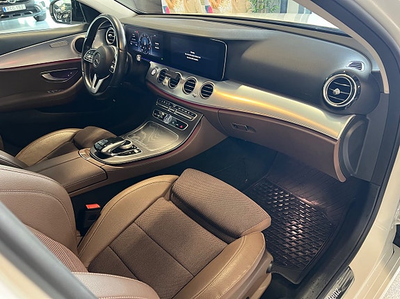 Mercedes-Benz E200 d 10 of 17