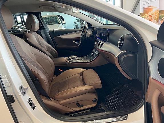 Mercedes-Benz E200 d 9 of 17