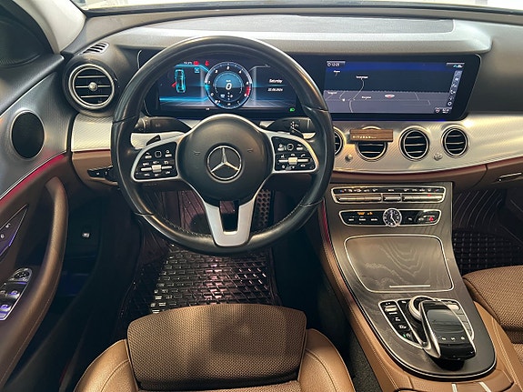 Mercedes-Benz E200 d 12 of 17