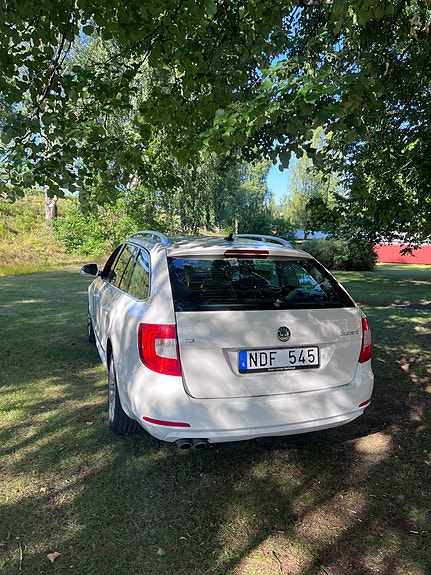 Skoda Superb 4 of 8