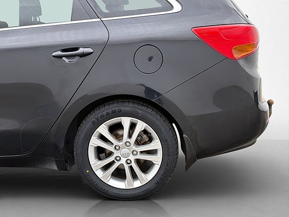 Kia Ceed 27 of 29