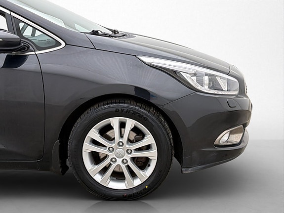 Kia Ceed 29 of 29