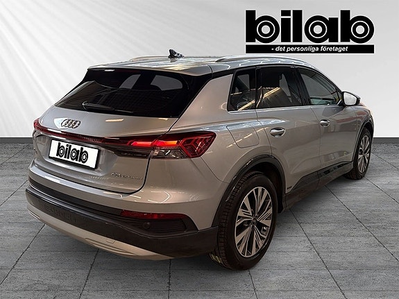 Audi Q4 e-tron 4 of 9