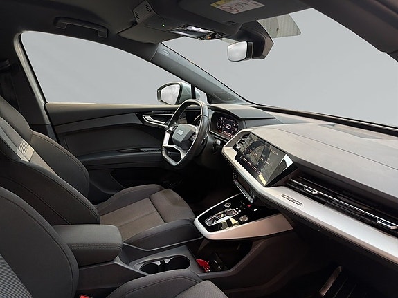 Audi Q4 e-tron 9 of 9