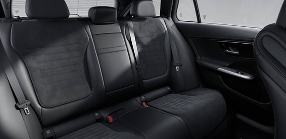Mercedes-Benz C300 e 9 of 11