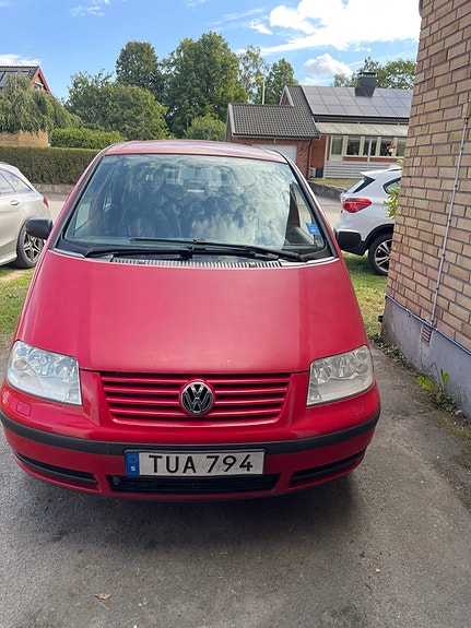 Volkswagen Sharan 2 of 11