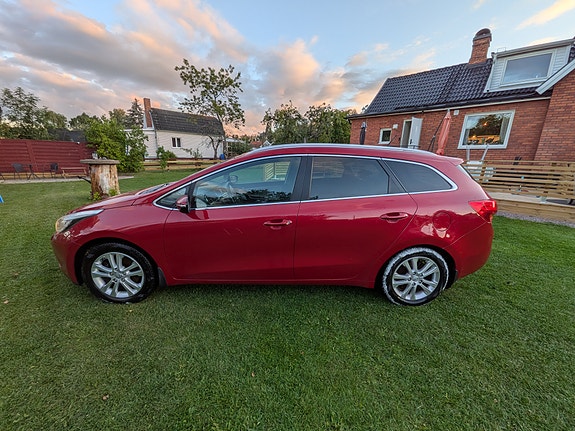 Kia Ceed 2 of 19