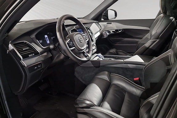 Volvo XC90 7 of 19