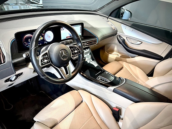 Mercedes-Benz EQC400 4 of 14