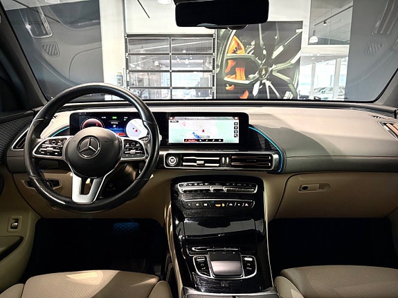 Mercedes-Benz EQC400 9 of 14