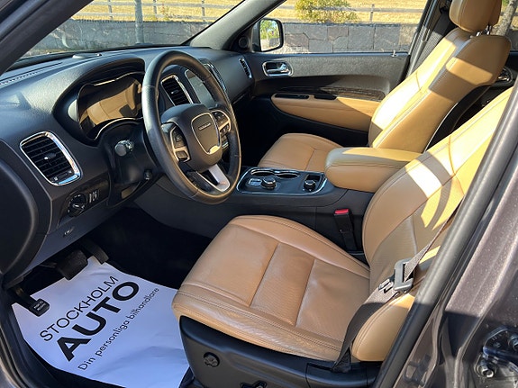 Dodge Durango 7 of 12