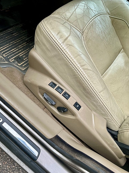 Volvo V70 5 of 14