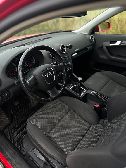 Audi A3 4 of 12