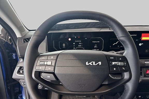 Kia K4 12 of 21