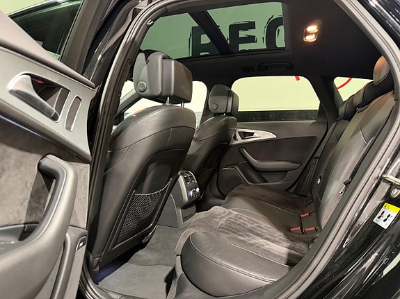 Audi S6 11 of 16