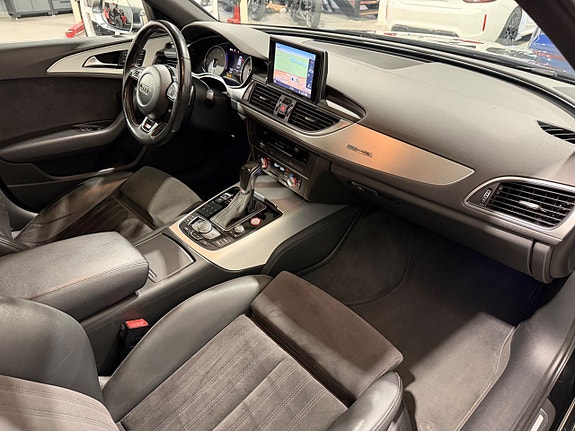 Audi S6 10 of 16