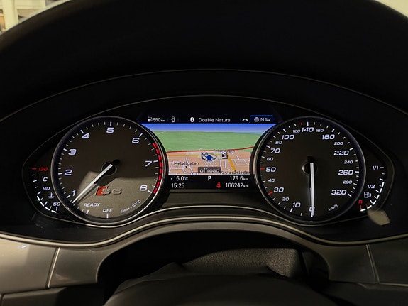 Audi S6 14 of 16