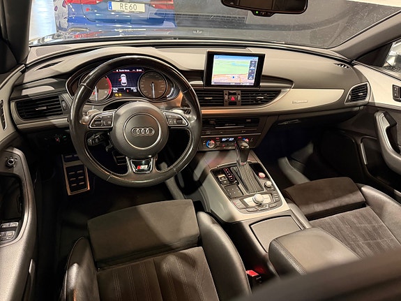 Audi S6 9 of 16