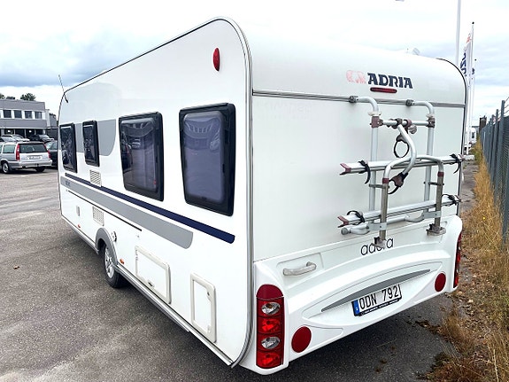 Adria 542 UT, Enkelsängar, Toa bak, Alde, Boxmarkis, 1500 kg 13 of 13