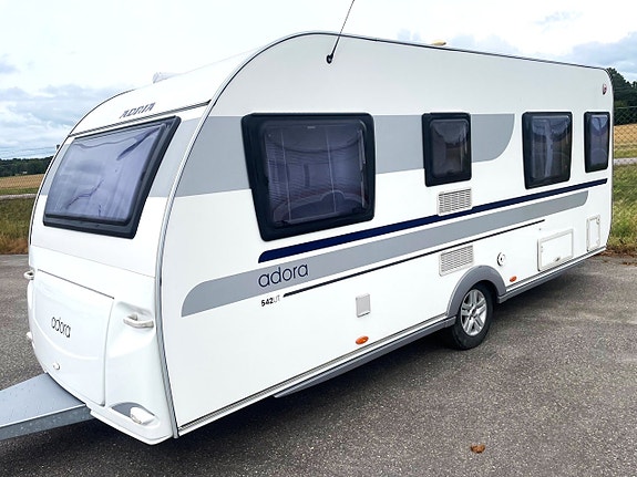 Adria 542 UT, Enkelsängar, Toa bak, Alde, Boxmarkis, 1500 kg 12 of 13