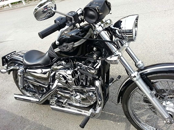 Harley-Davidson Sportster XL 1200 C (100års Jubileumsmodell) 2 of 11
