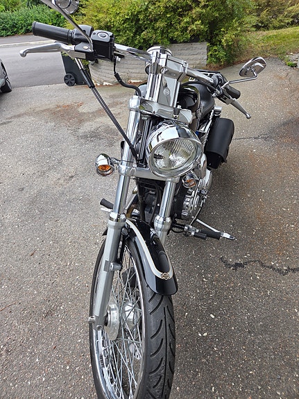 Harley-Davidson Sportster XL 1200 C (100års Jubileumsmodell) 9 of 11