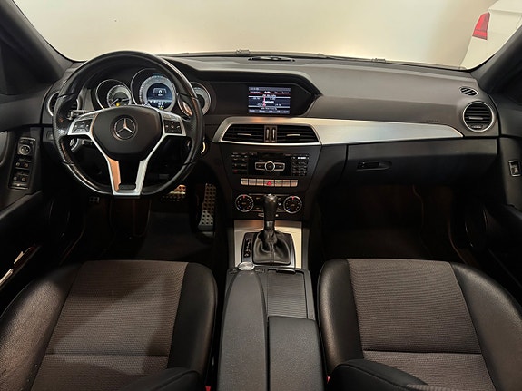 Mercedes-Benz C180 14 of 24