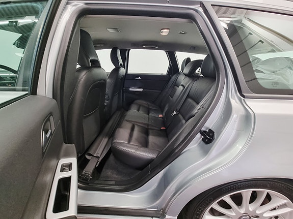 Volvo V50 9 of 25