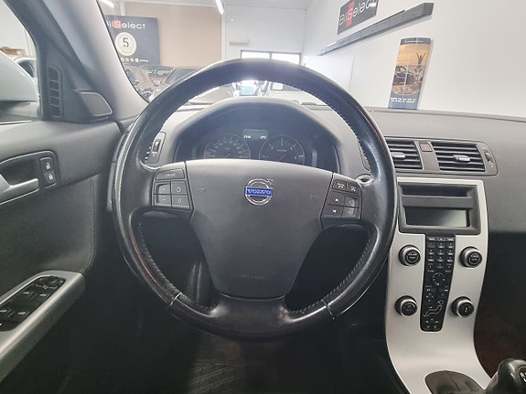 Volvo V50 11 of 25