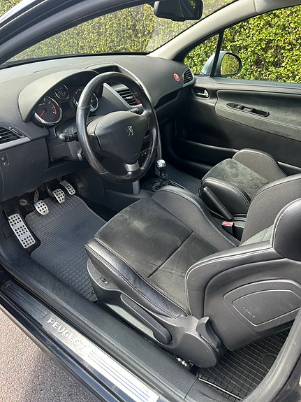 Peugeot 207 4 of 4