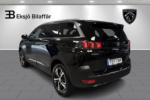 Peugeot 5008 8 of 26