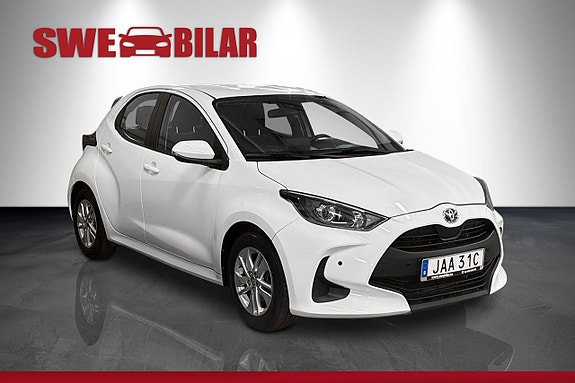 Toyota Yaris 3 of 23