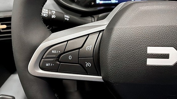 Dacia Sandero 13 of 24