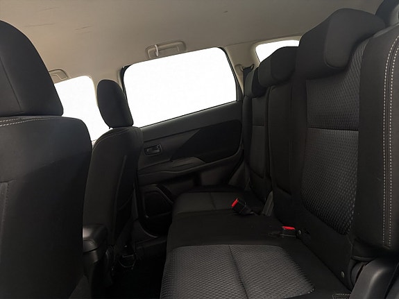 Mitsubishi Outlander 21 of 28