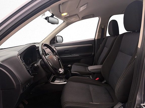 Mitsubishi Outlander 12 of 28