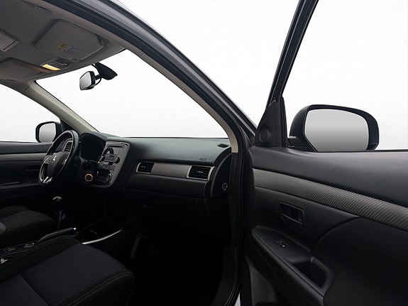 Mitsubishi Outlander 23 of 28