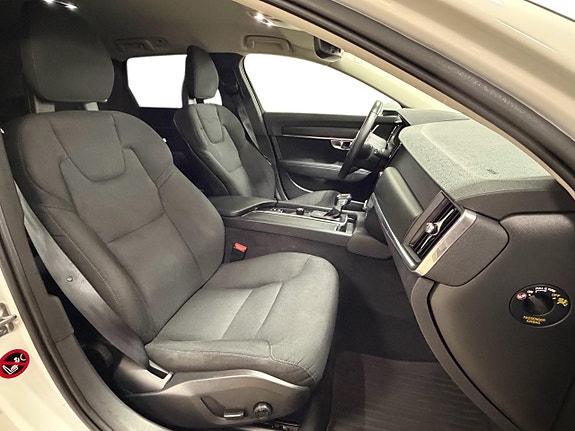 Volvo V90 Cross Country 11 of 29