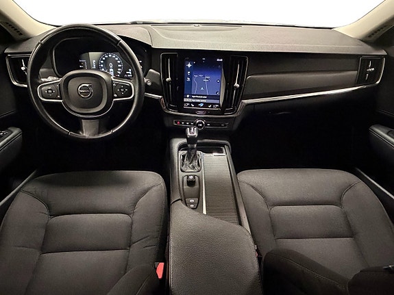 Volvo V90 Cross Country 9 of 29