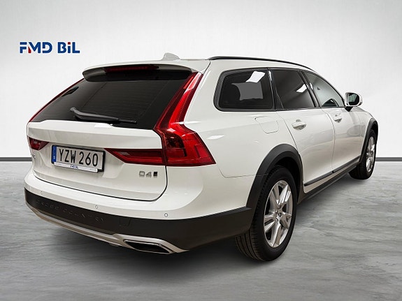 Volvo V90 Cross Country 4 of 29