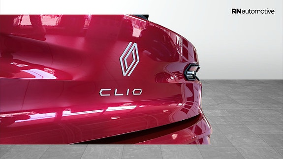 Renault Clio 11 of 20