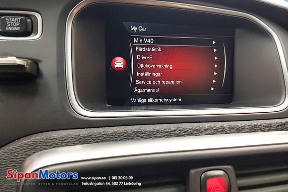 Volvo V40 11 of 24