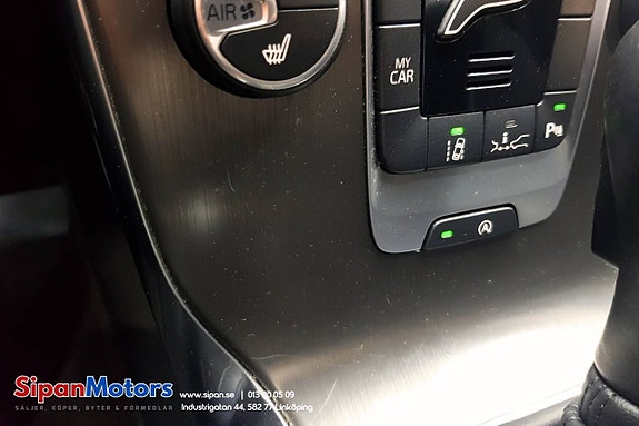 Volvo V40 18 of 24