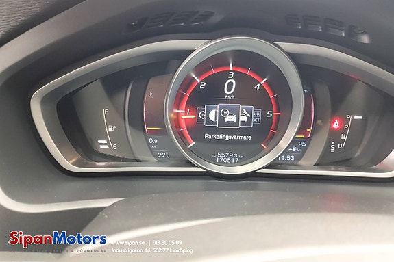 Volvo V40 20 of 24
